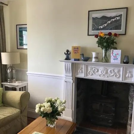 Lawrenny Lodge-3
